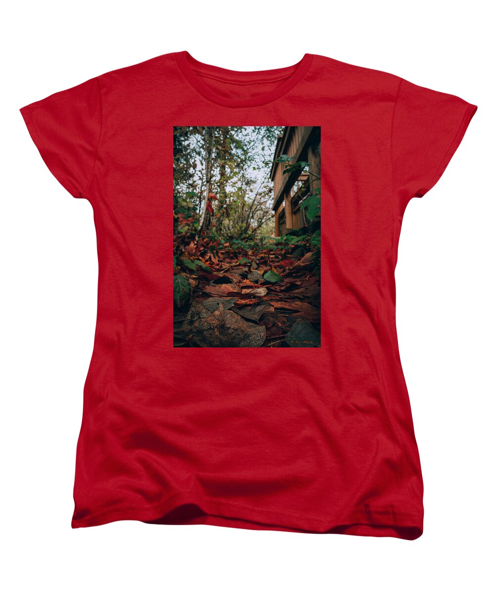 Autum leaves  - Women's T-Shirt (Standard Fit)