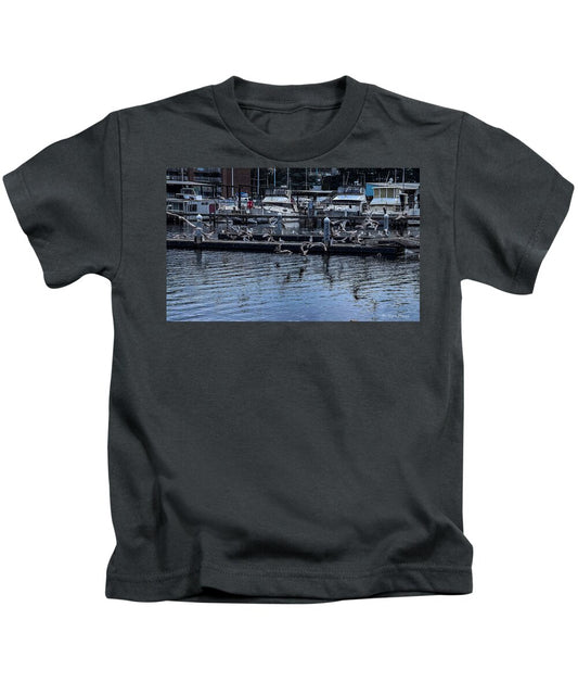 Birds at the Dock - Kids T-Shirt