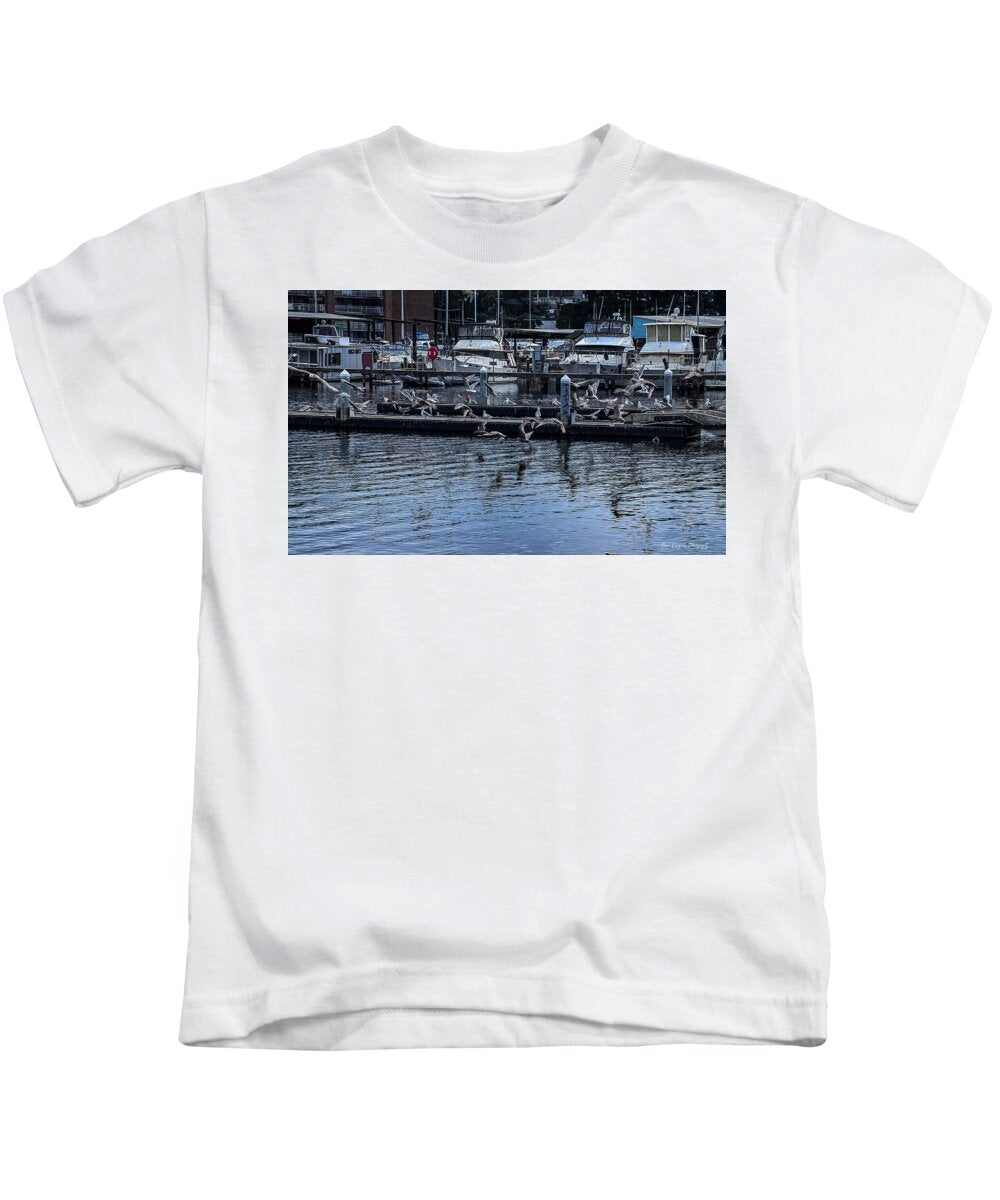 Birds at the Dock - Kids T-Shirt