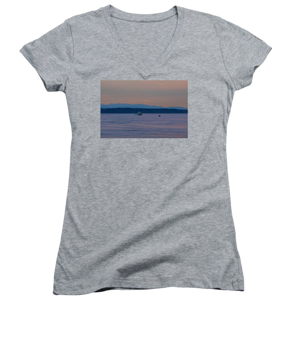 Boating at sunset - Women's V-Neck
