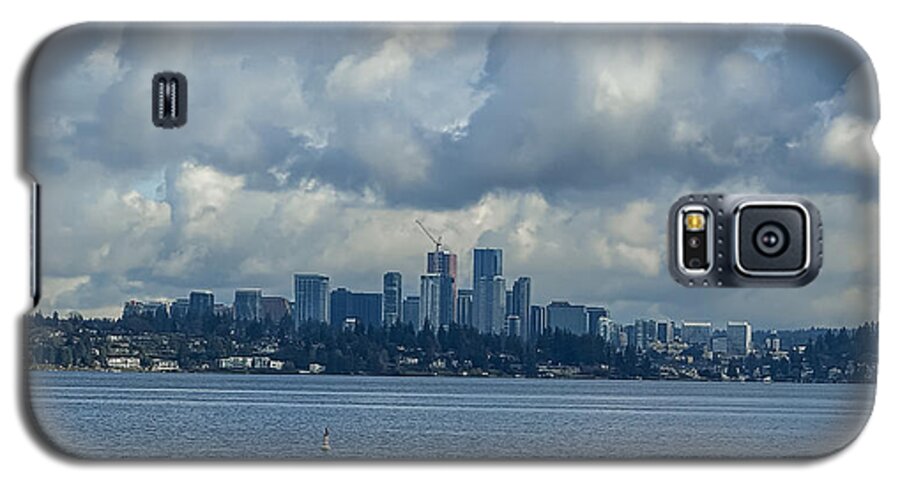 Clouds above the city  - Phone Case