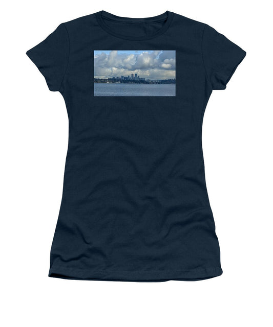 Clouds above the city  - Women's T-Shirt