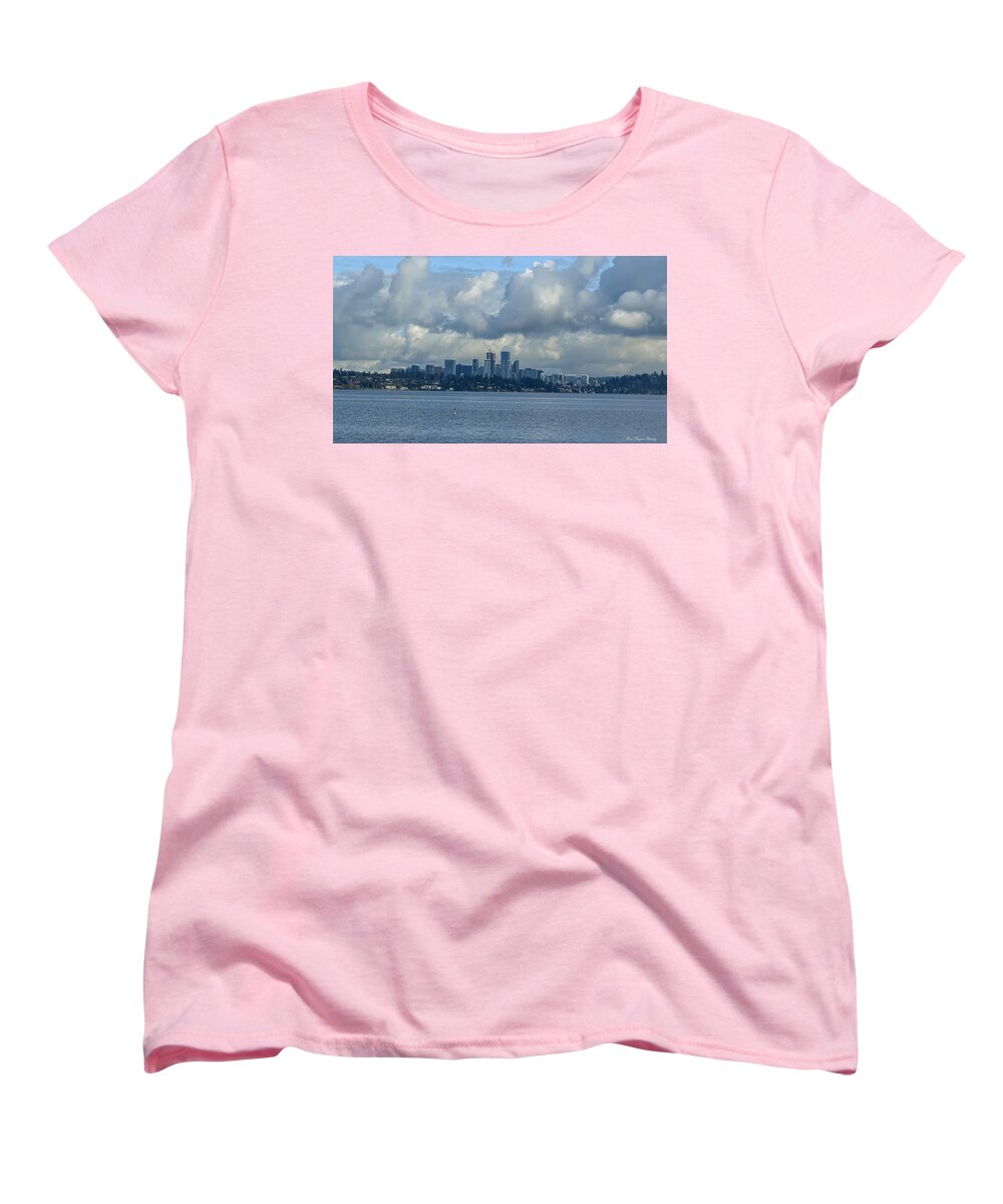 Clouds above the city  - Women's T-Shirt (Standard Fit)