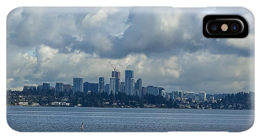 Clouds above the city  - Phone Case