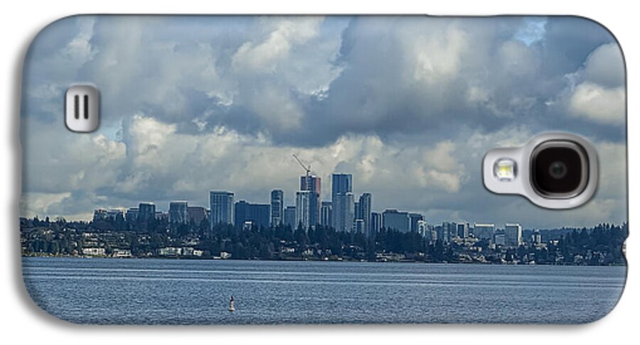 Clouds above the city  - Phone Case