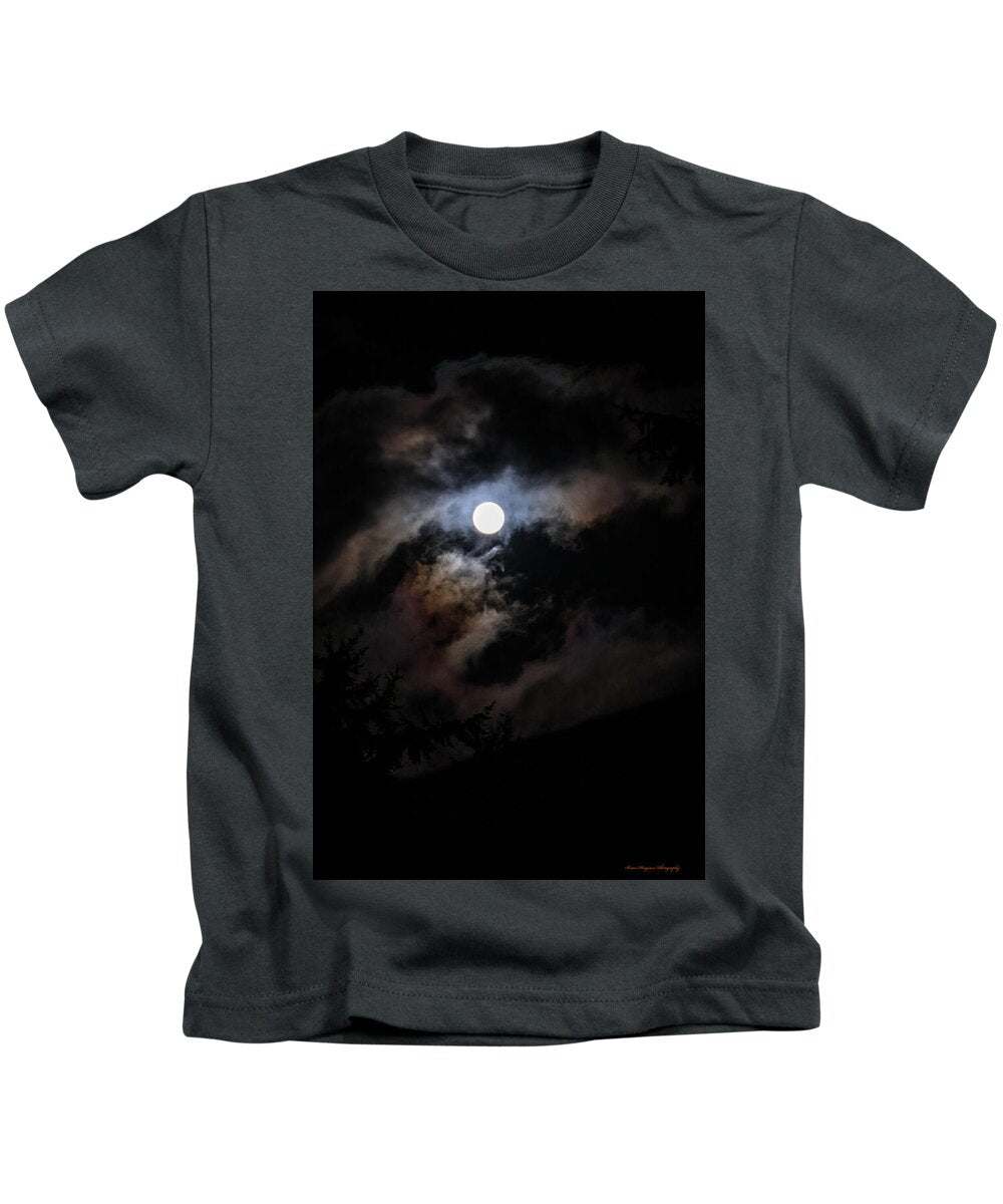 Clouds around the moon  - Kids T-Shirt