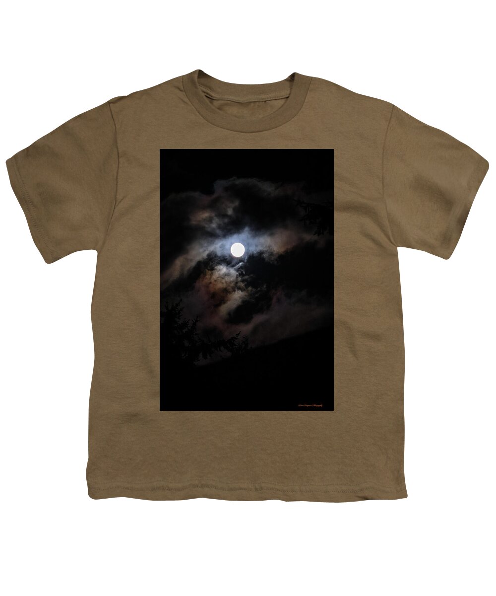 Clouds around the moon  - Youth T-Shirt