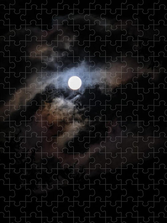 Clouds around the moon  - Puzzle
