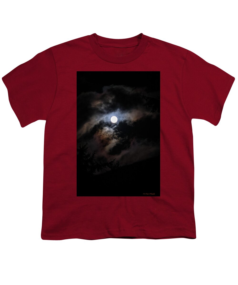 Clouds around the moon  - Youth T-Shirt