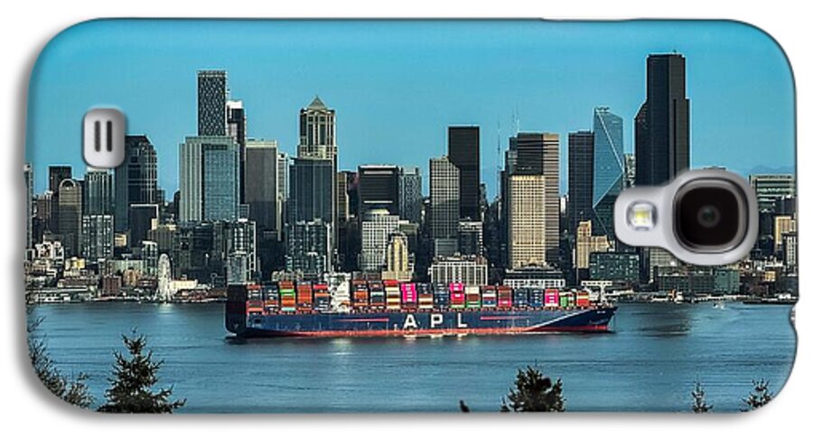 Container ship going into port  - Phone Case