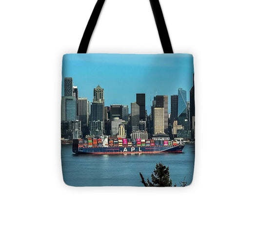 Container ship going into port  - Tote Bag