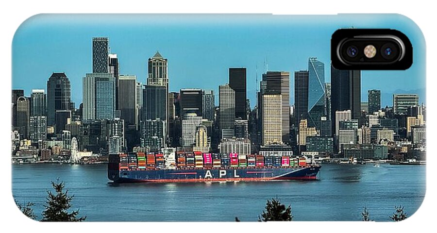Container ship going into port  - Phone Case