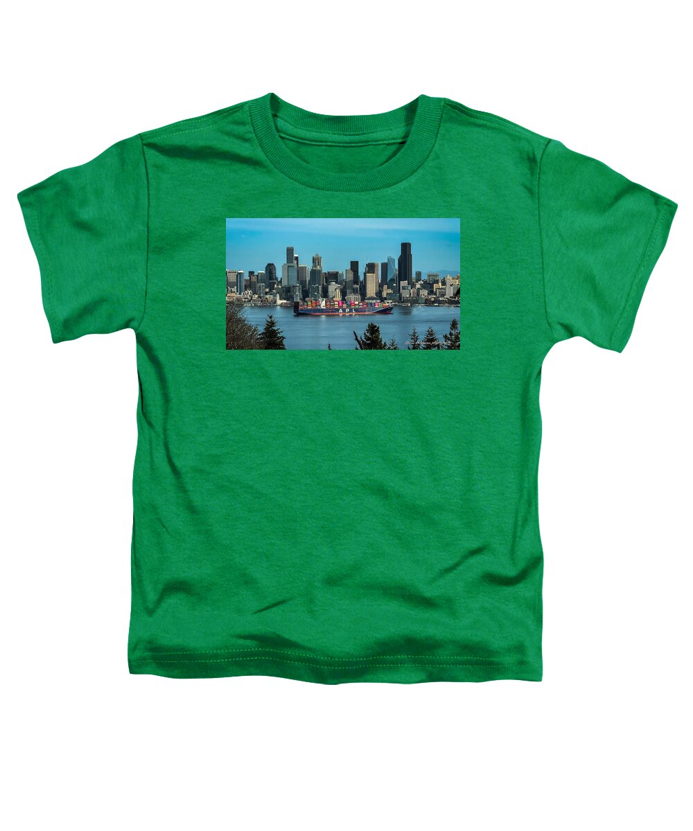 Container ship going into port  - Toddler T-Shirt