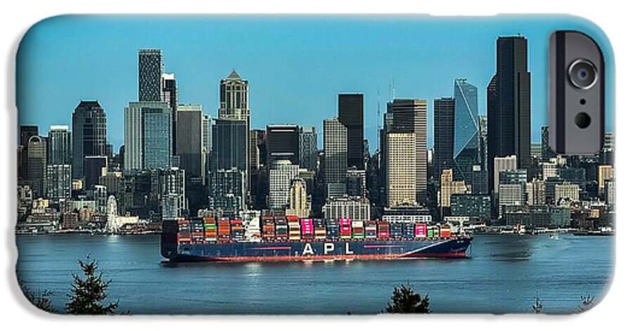 Container ship going into port  - Phone Case
