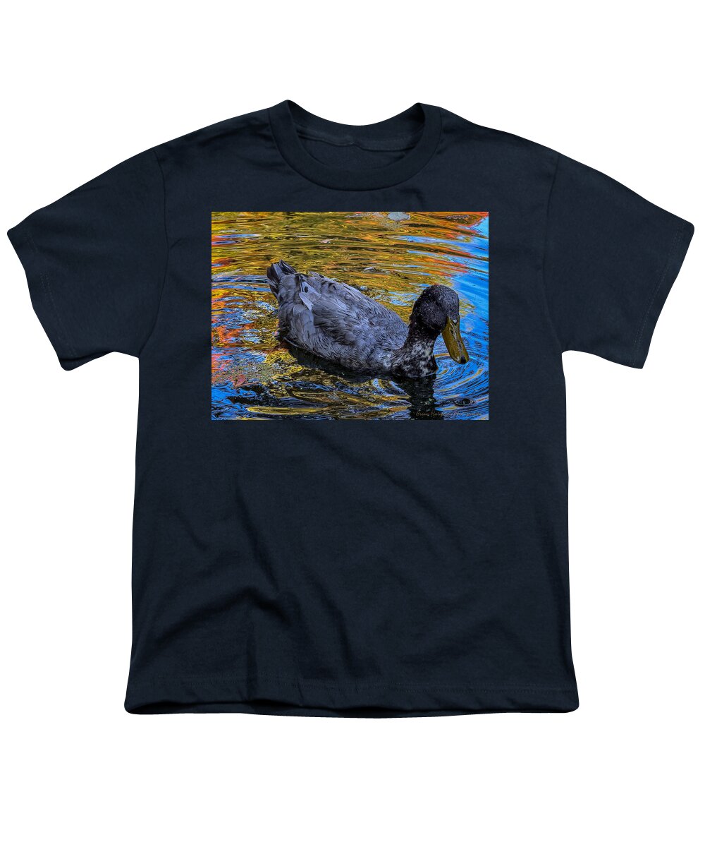 Duck in the pond  - Youth T-Shirt