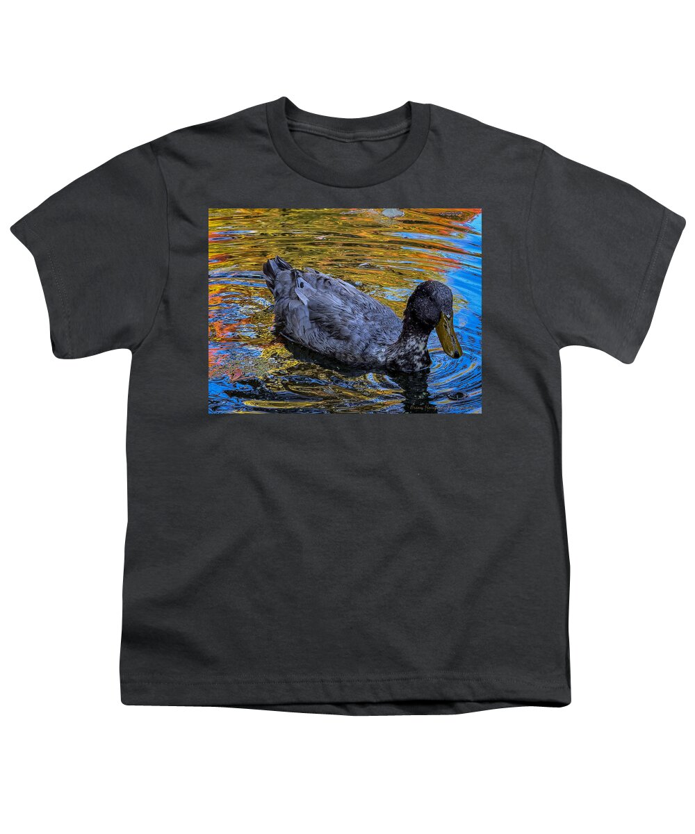 Duck in the pond  - Youth T-Shirt