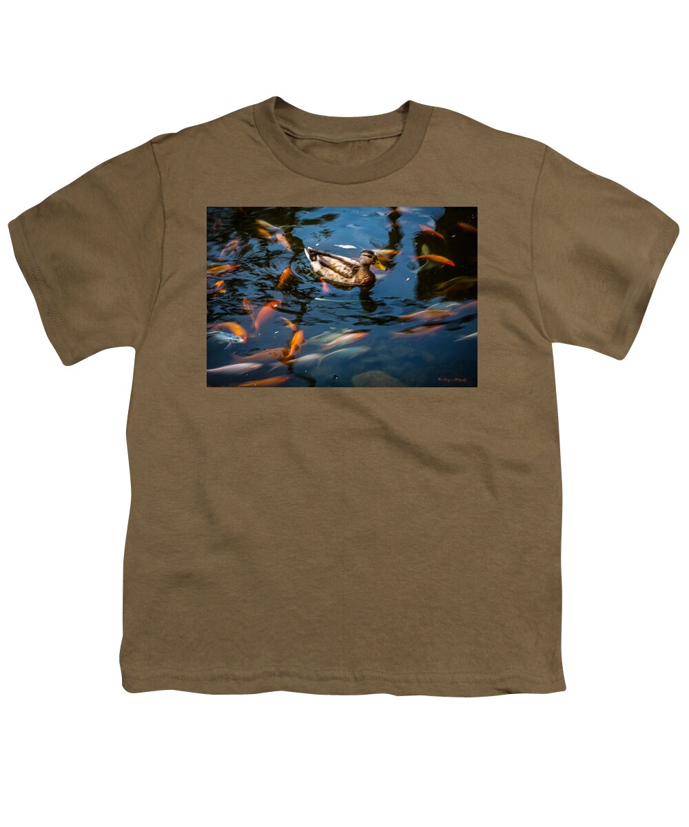 Duck with the koi - Youth T-Shirt