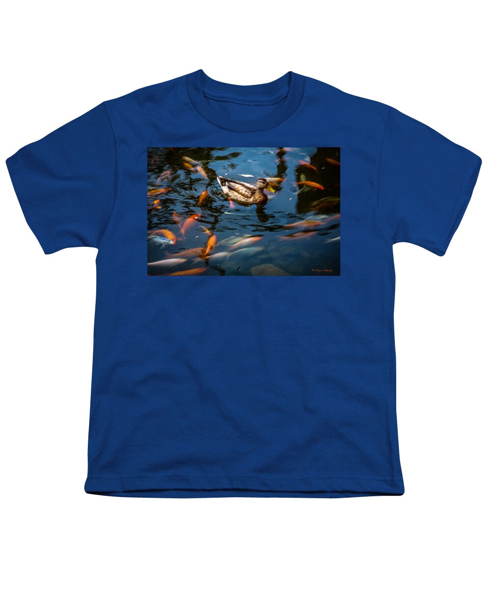 Duck with the koi - Youth T-Shirt