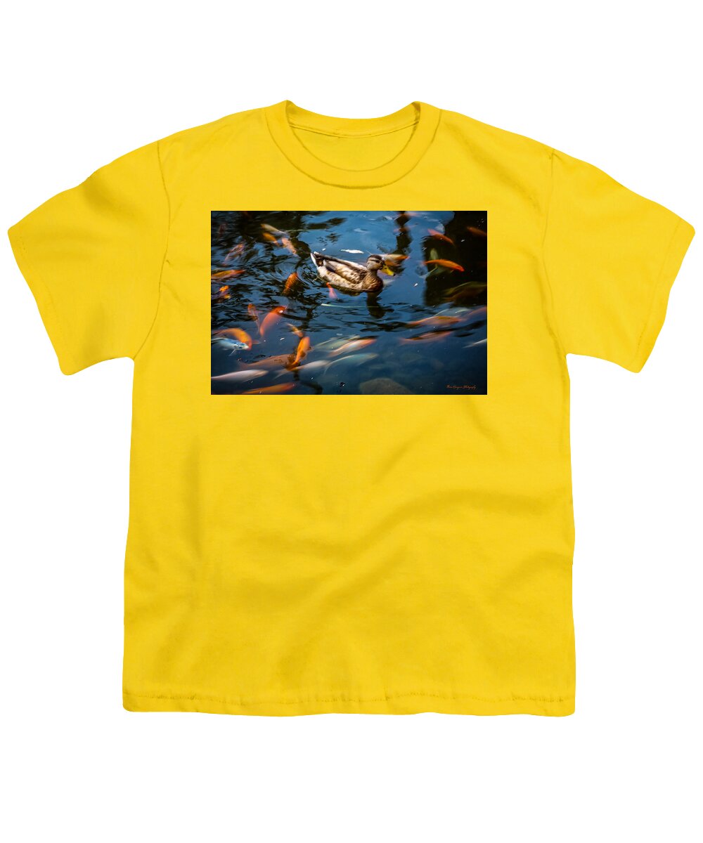 Duck with the koi - Youth T-Shirt
