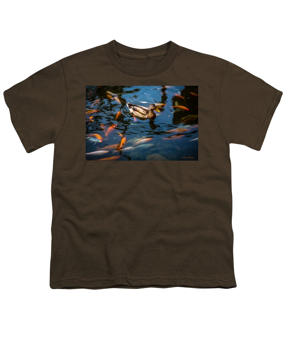 Duck with the koi - Youth T-Shirt