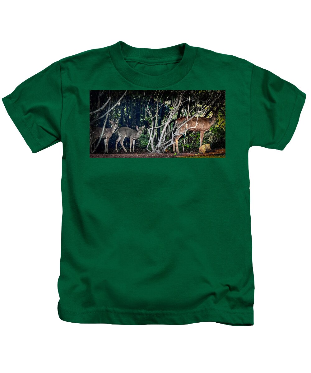 Mom and family  - Kids T-Shirt