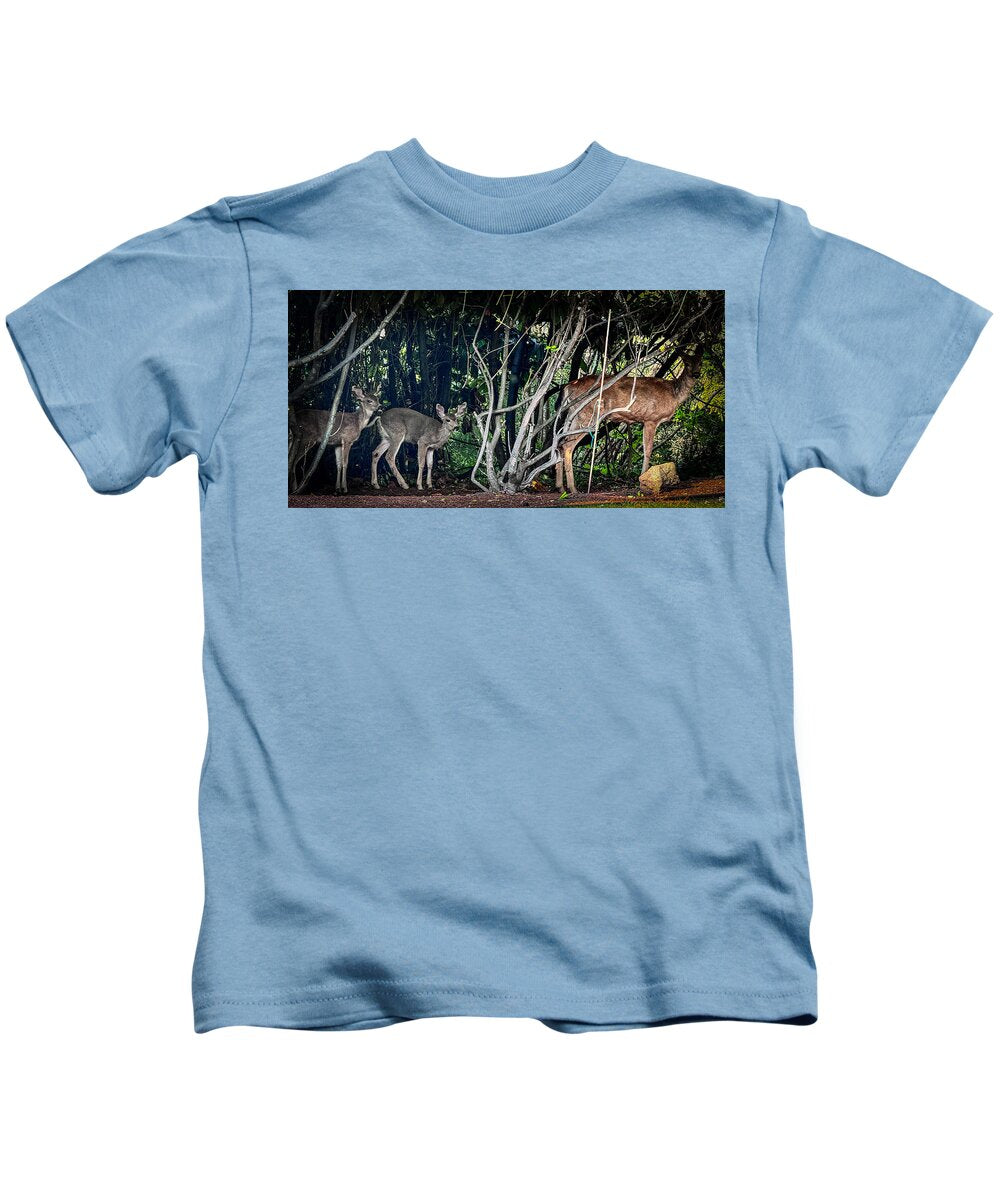 Mom and family  - Kids T-Shirt