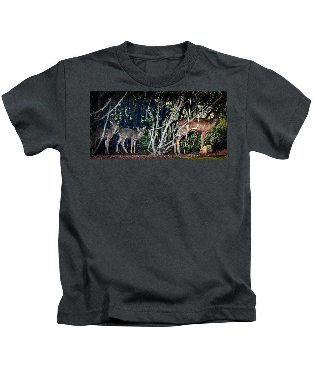 Mom and family  - Kids T-Shirt