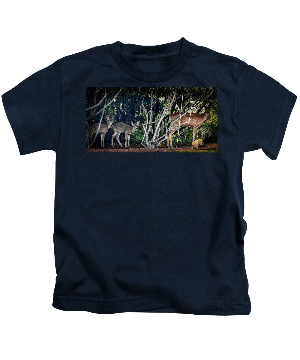 Mom and family  - Kids T-Shirt