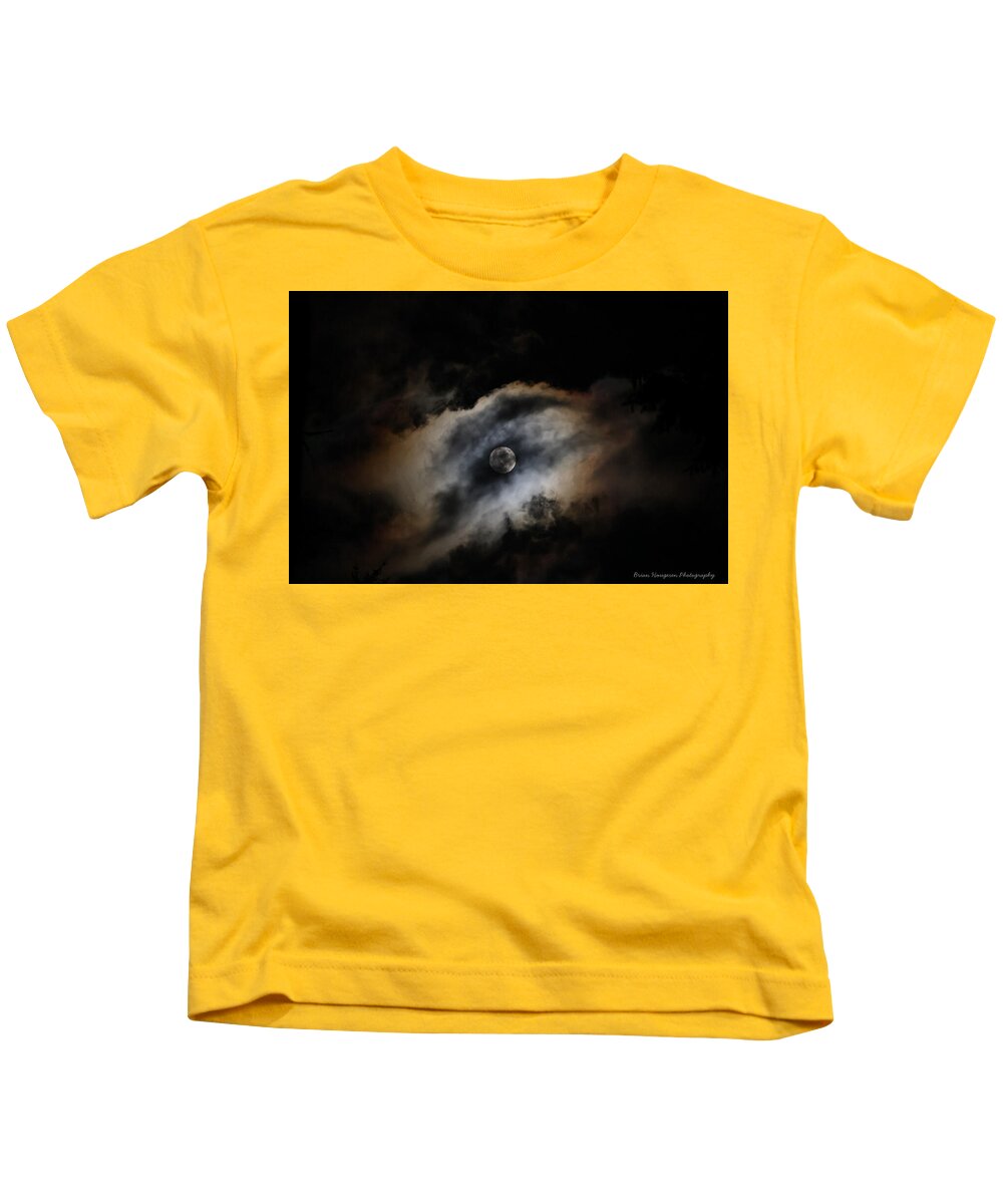 Moon in the clouds  - Kids T-Shirt