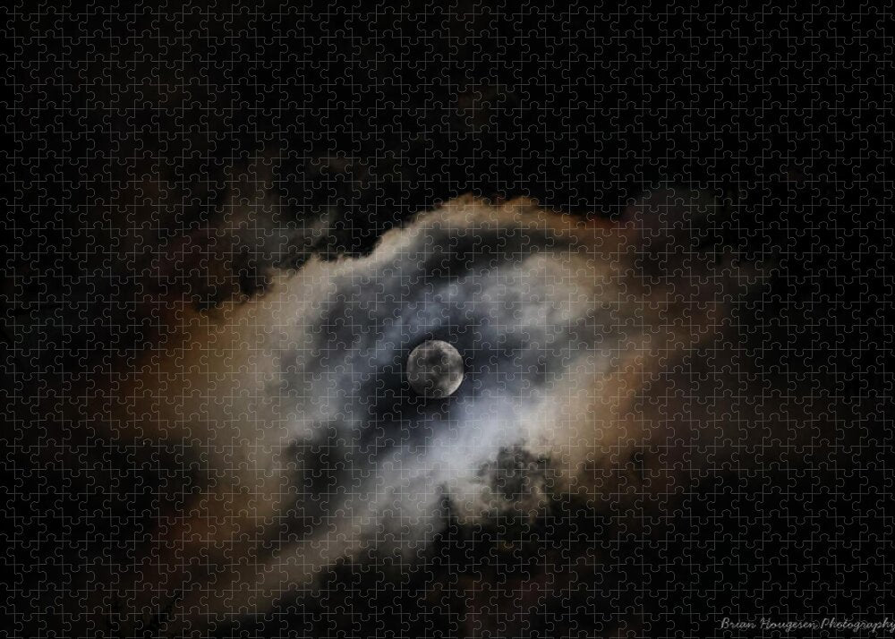 Moon in the clouds  - Puzzle