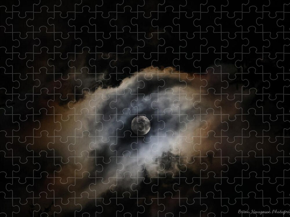 Moon in the clouds  - Puzzle