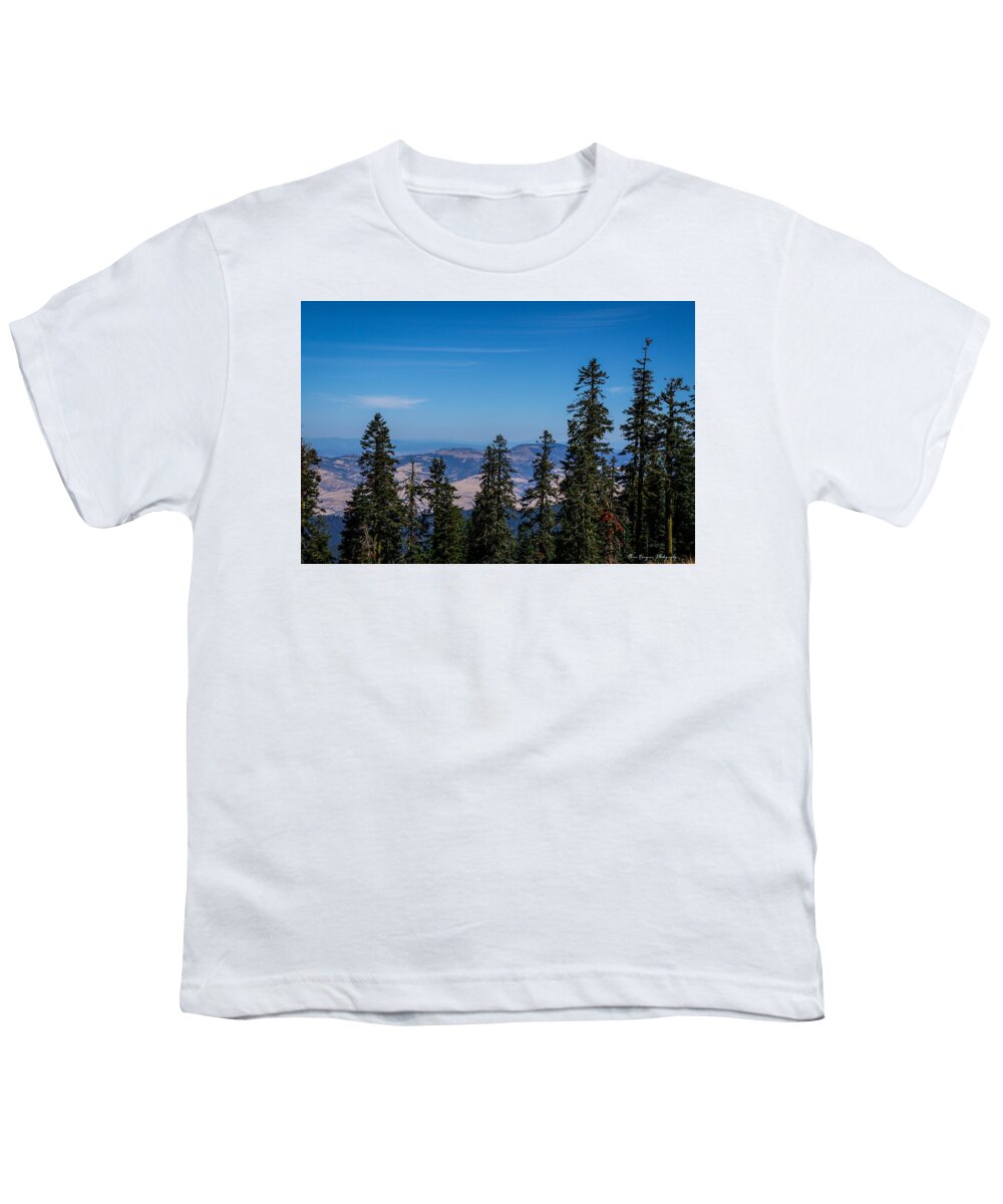 Mt Shasta 3 - Youth T-Shirt