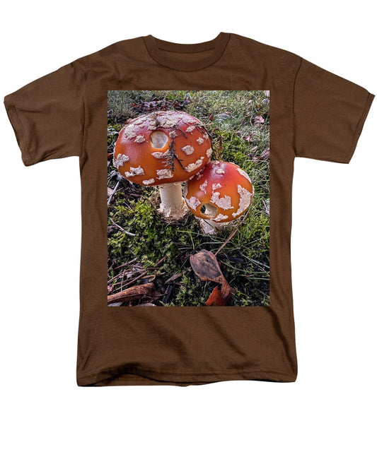 Mushrooms  - Men's T-Shirt  (Regular Fit)