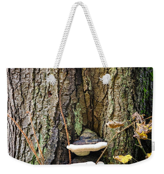 Mushrooms on the tree - Weekender Tote Bag
