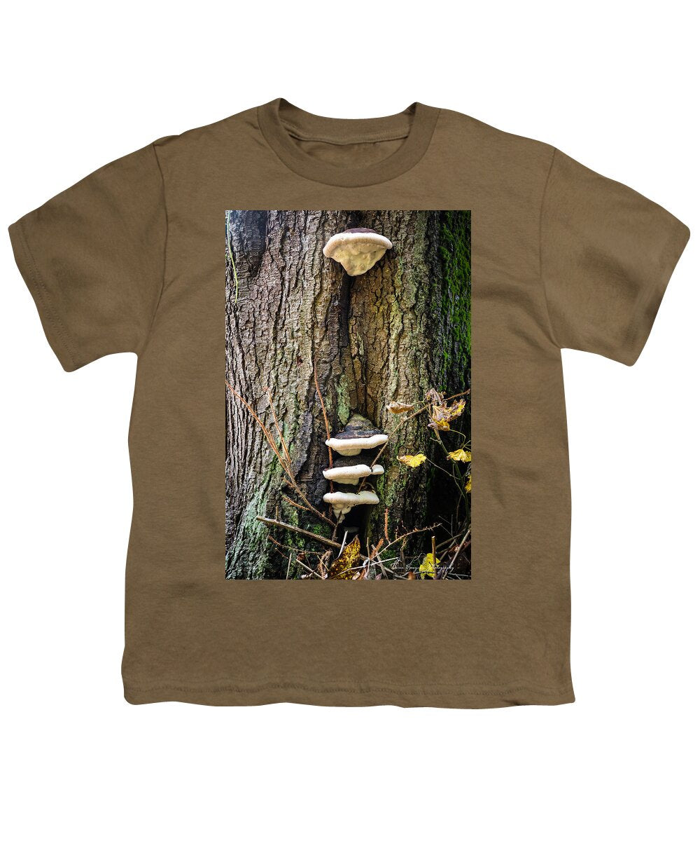 Mushrooms on the tree - Youth T-Shirt