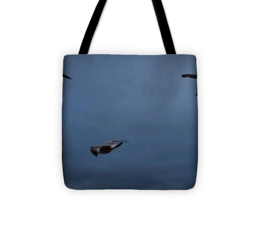 Seagulls in flight 2 - Tote Bag