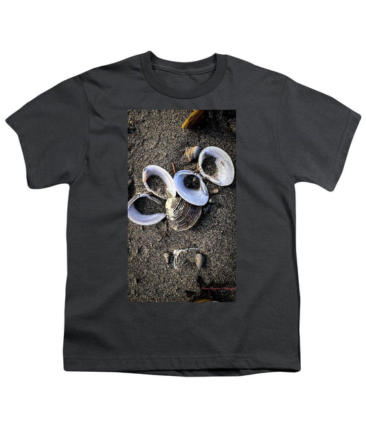 Seashells 6 - Youth T-Shirt