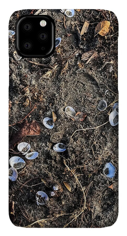 Seashells on the beach - Phone Case