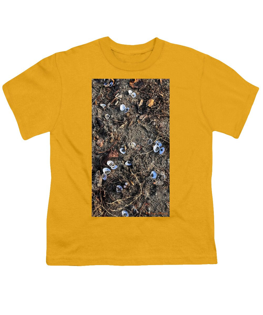 Seashells on the beach - Youth T-Shirt