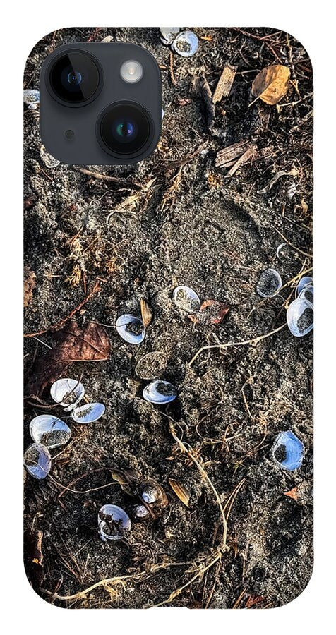 Seashells on the beach - Phone Case