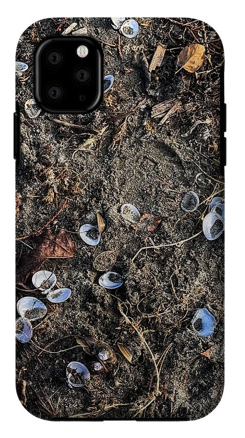 Seashells on the beach - Phone Case