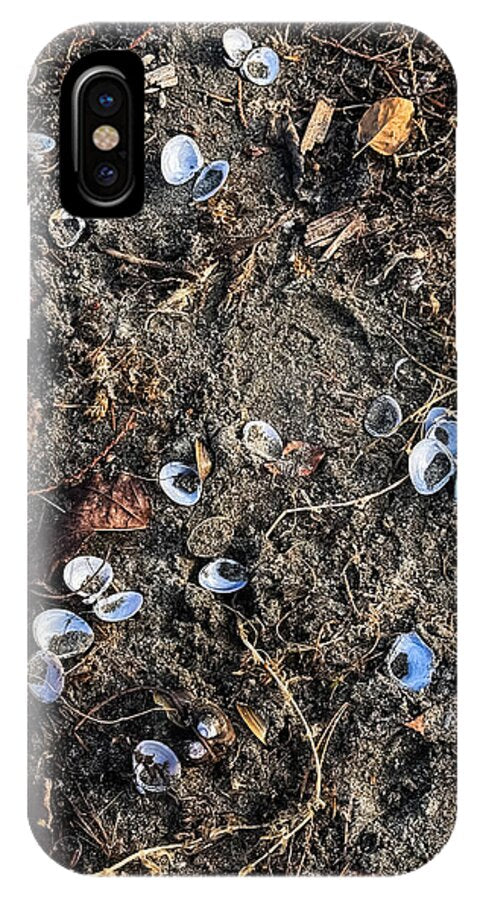 Seashells on the beach - Phone Case