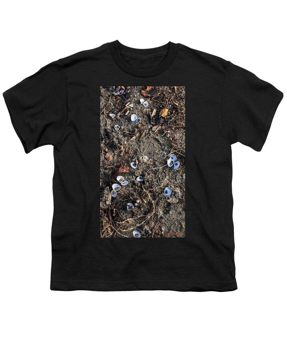 Seashells on the beach - Youth T-Shirt