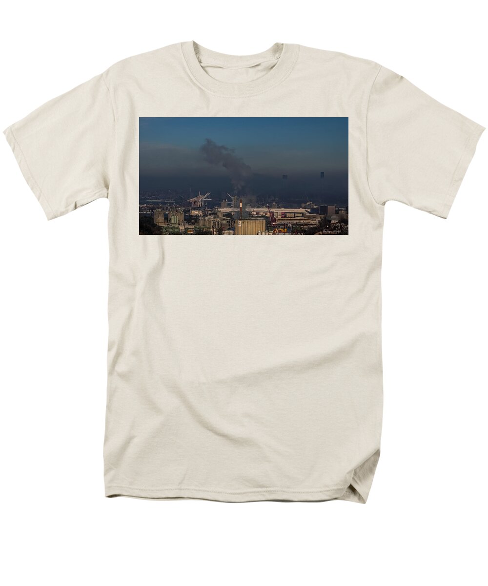 Seattle in the Fog  - Men's T-Shirt  (Regular Fit)