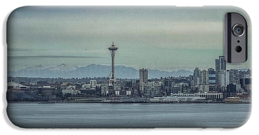 Seattle sky line  - Phone Case