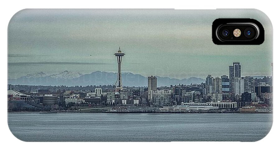 Seattle sky line  - Phone Case