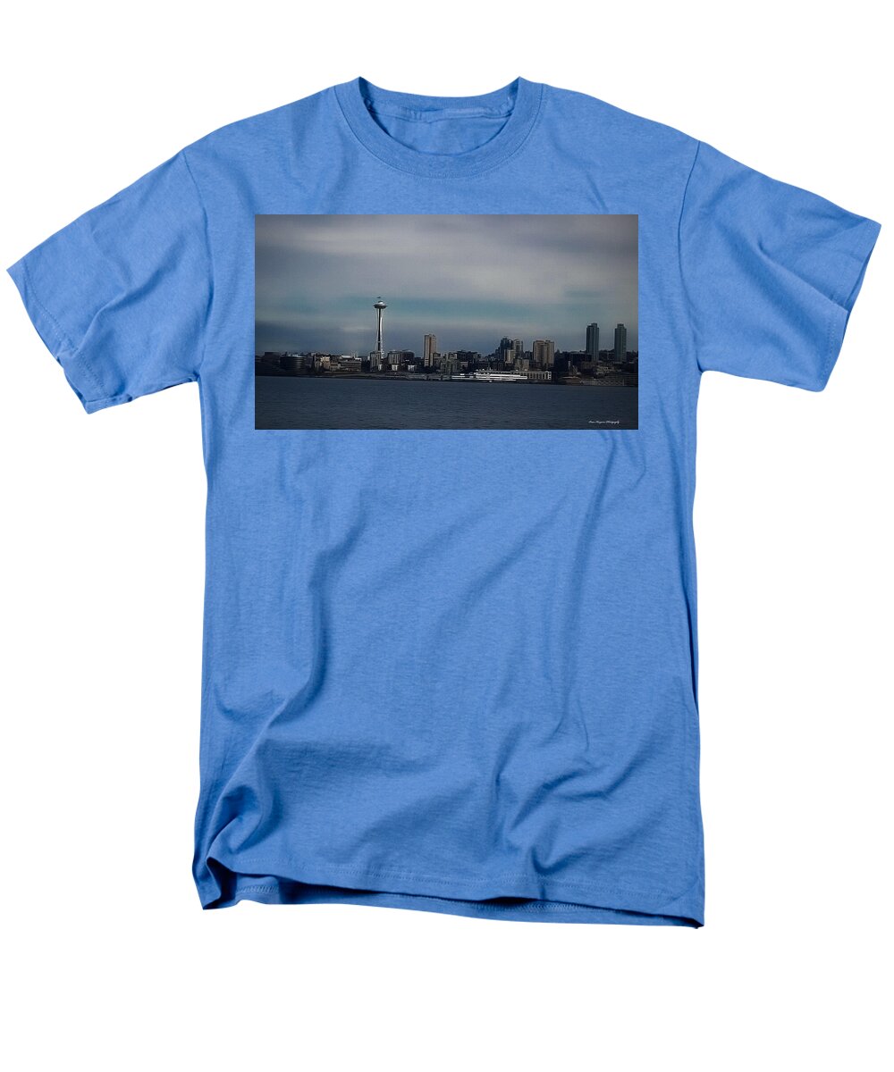 Seattle Skyline  - Men's T-Shirt  (Regular Fit)