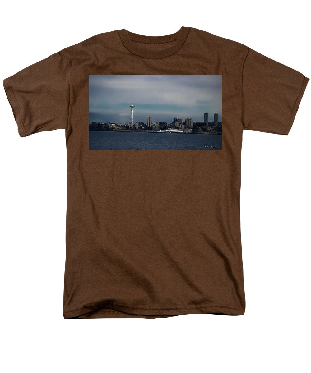 Seattle Skyline  - Men's T-Shirt  (Regular Fit)