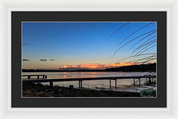 Sunset at the lake - Framed Print