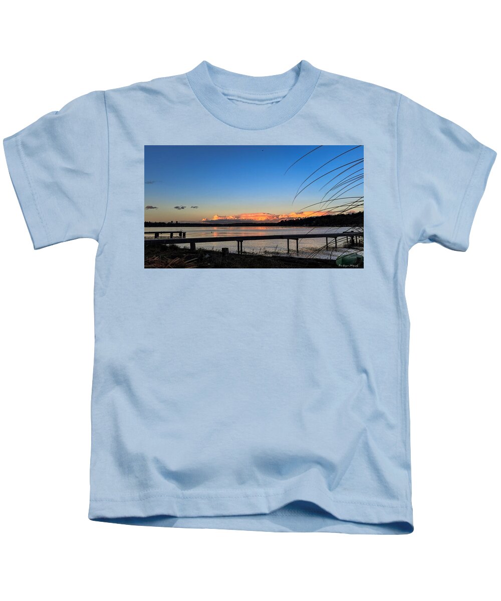 Sunset at the lake - Kids T-Shirt